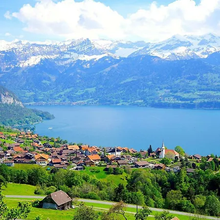 Swisshut Lena