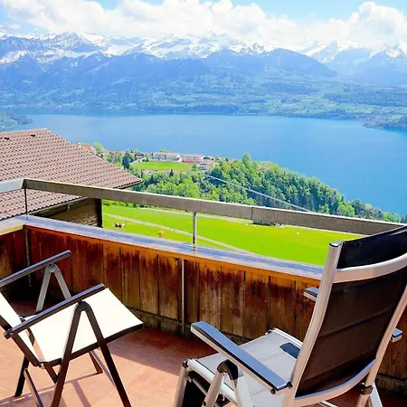 Swisshut Lena * Spiez